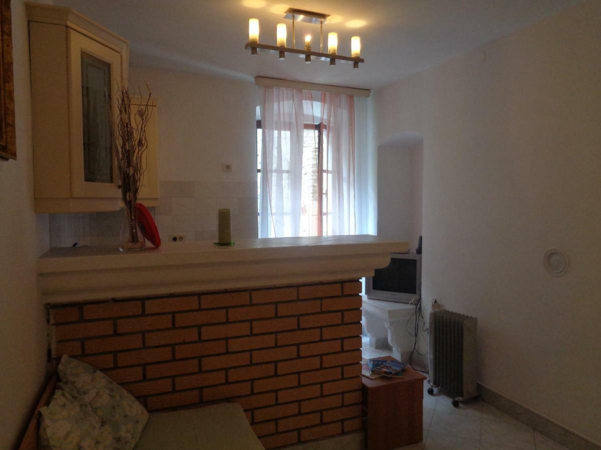 Cozy Studio-Apartment Gordana In Rovinj City Center Bagian luar foto